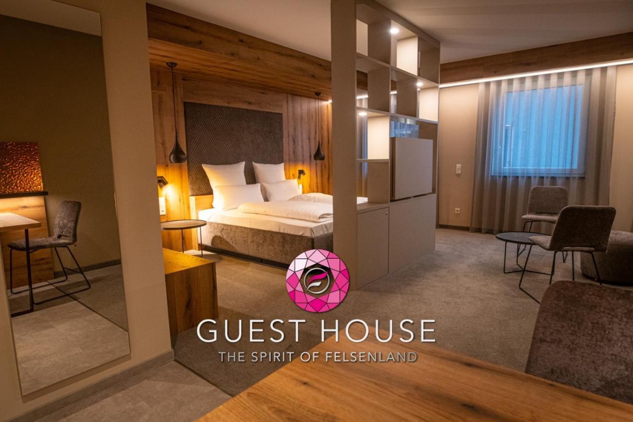 Guesthouse Felsenland Dahn Esterno foto